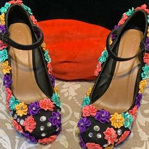 Material girl wedge shoes